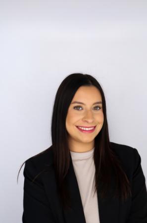 Lindsay's Employee Picture